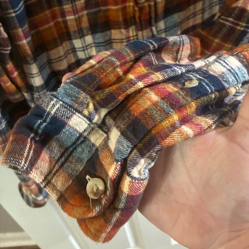 Men’s Large Plaid Flannel Shirt - Picture 2 of 6